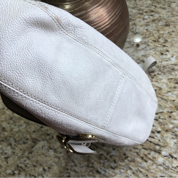 Michael Kors Ivory Gold Buckle Leather Fold Over Medium Crossbody Shoulder Bag - Picture 11 of 12